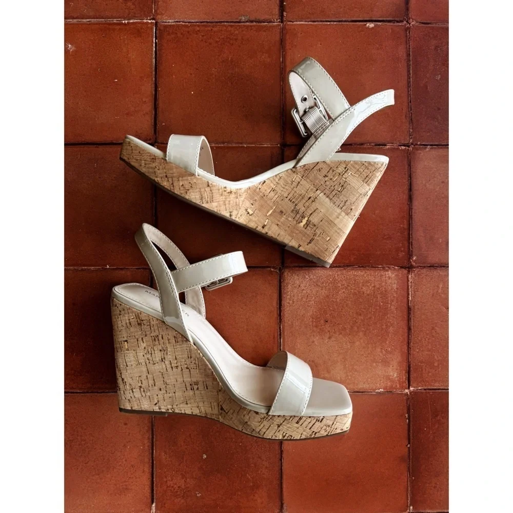 Sz 8.5M Marc Fisher Lukey Open Toe Cork Wedge Sandals In Malted Milk NWOB